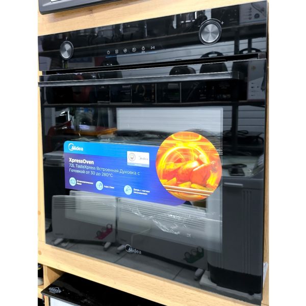 Духовой шкаф Midea объемом 72 литра (черный)