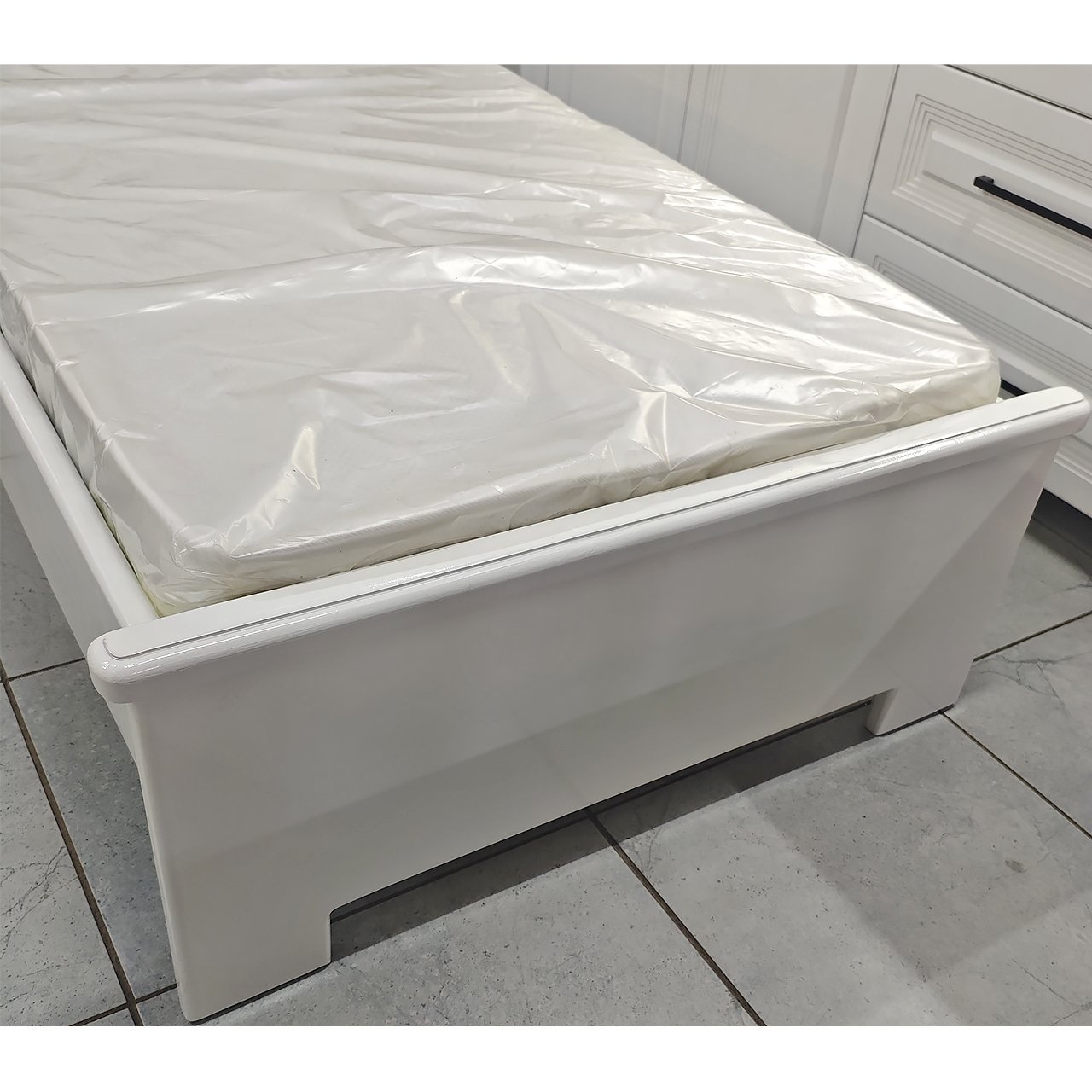 Кровать односпальная Валенсия (2026)