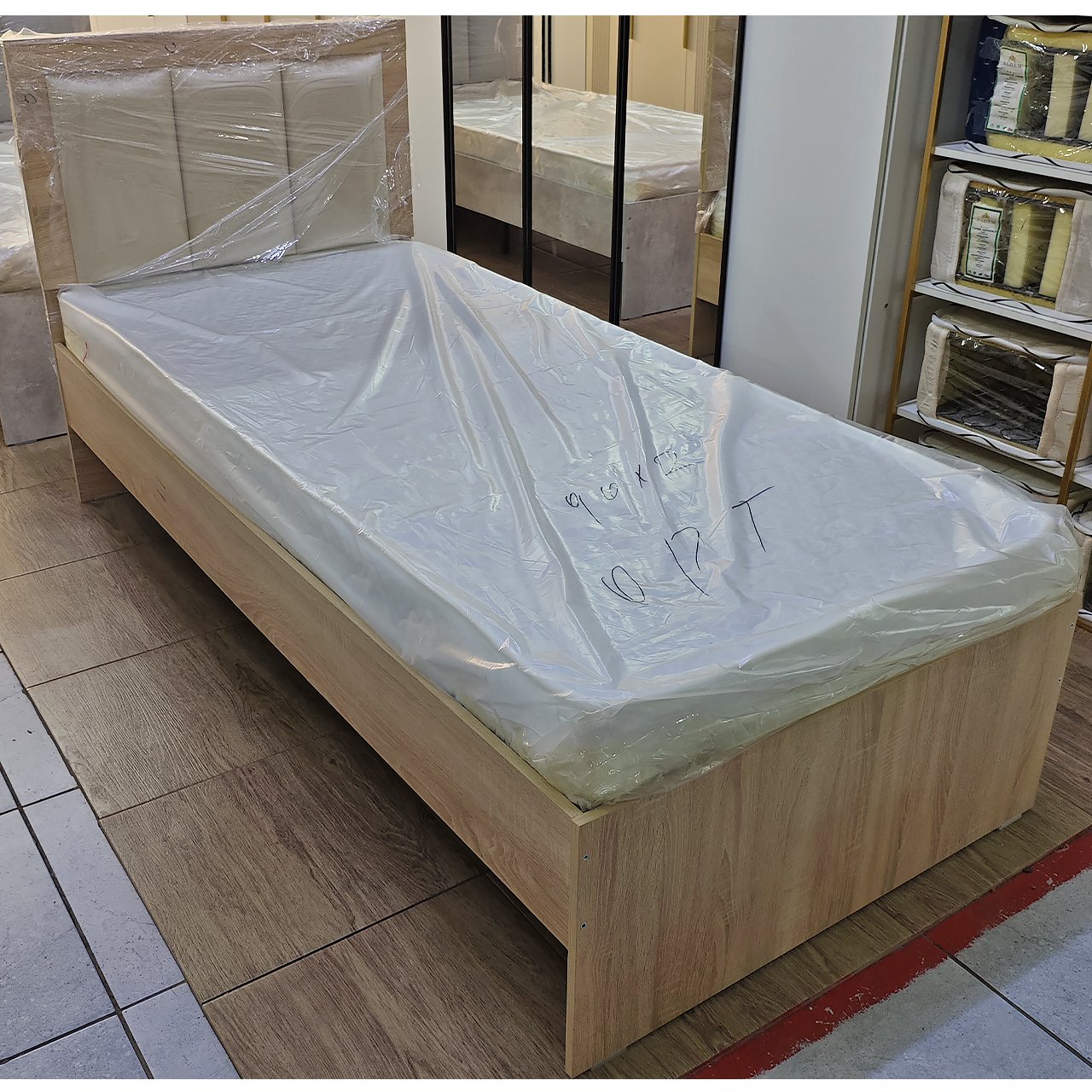 Кровать односпальная Эмилия (2026)