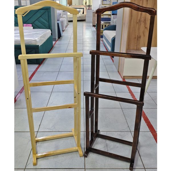 Вешалка для одежды Тройка (2026)