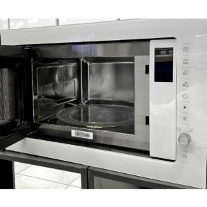 Встраиваемая микроволновка BEKO мощностью 900 Вт