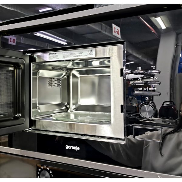 Встраиваемая микроволновка Gorenje мощностью 800 Вт