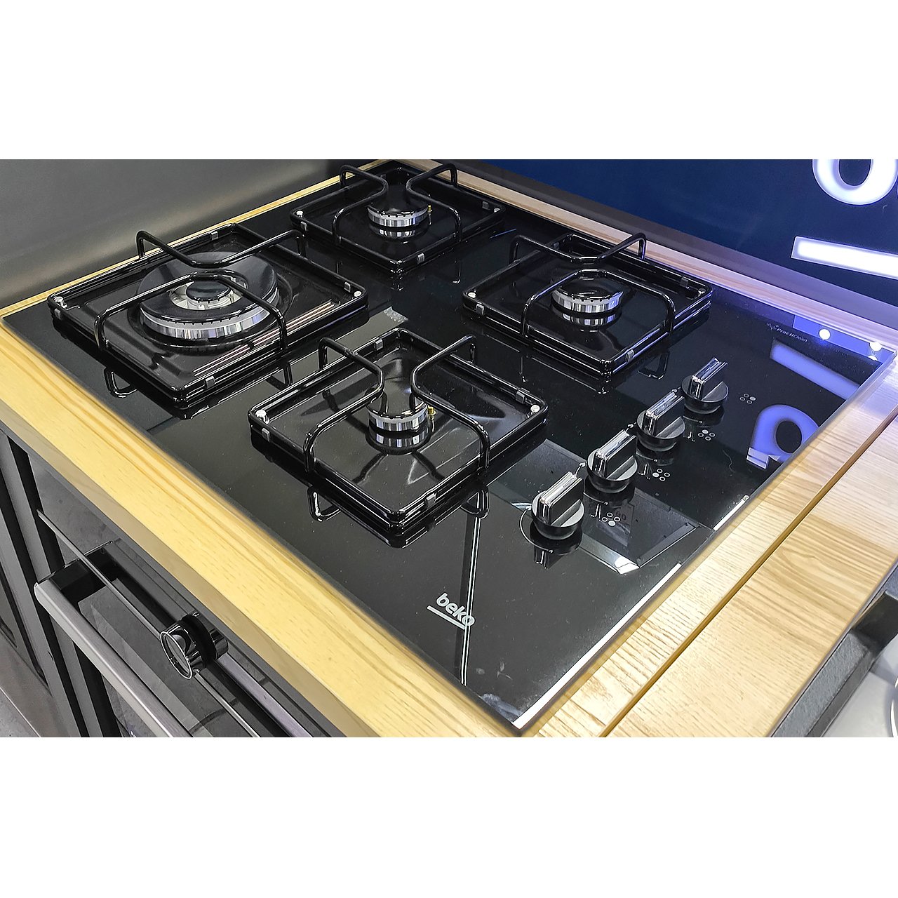 Газовая варочная поверхность BEKO