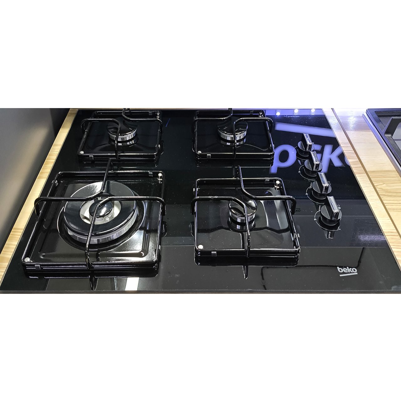 Газовая варочная поверхность BEKO