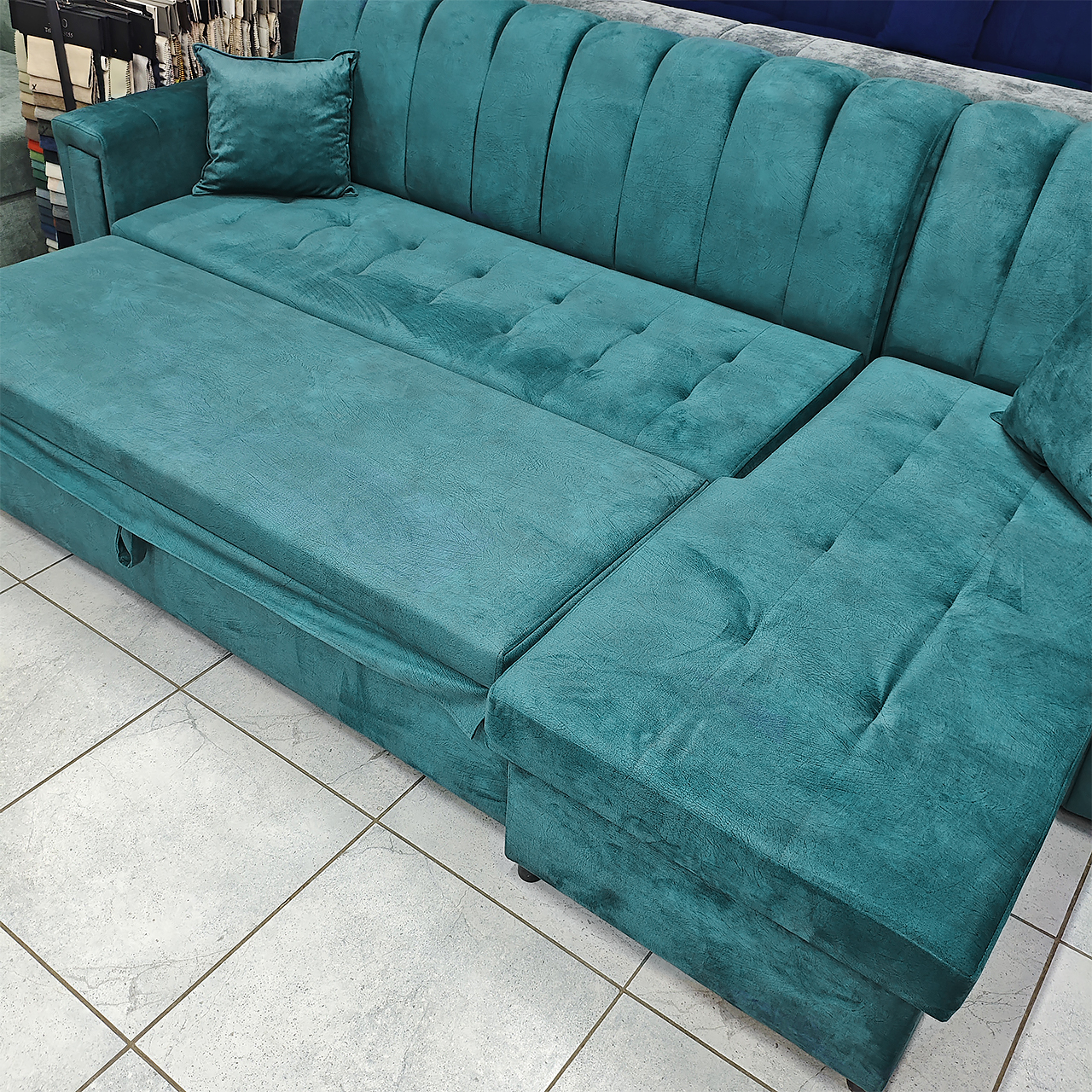 Диван угловой Ариолла с лежаком