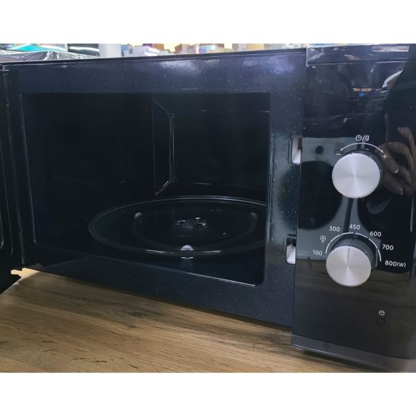 Микроволновка Samsung мощностью 800 Вт