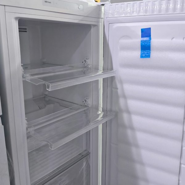 Морозильник вертикальный Saturn 166 литров