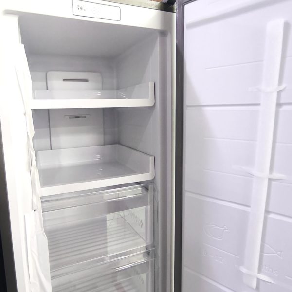 Морозильник вертикальный Skyworth 213 литров