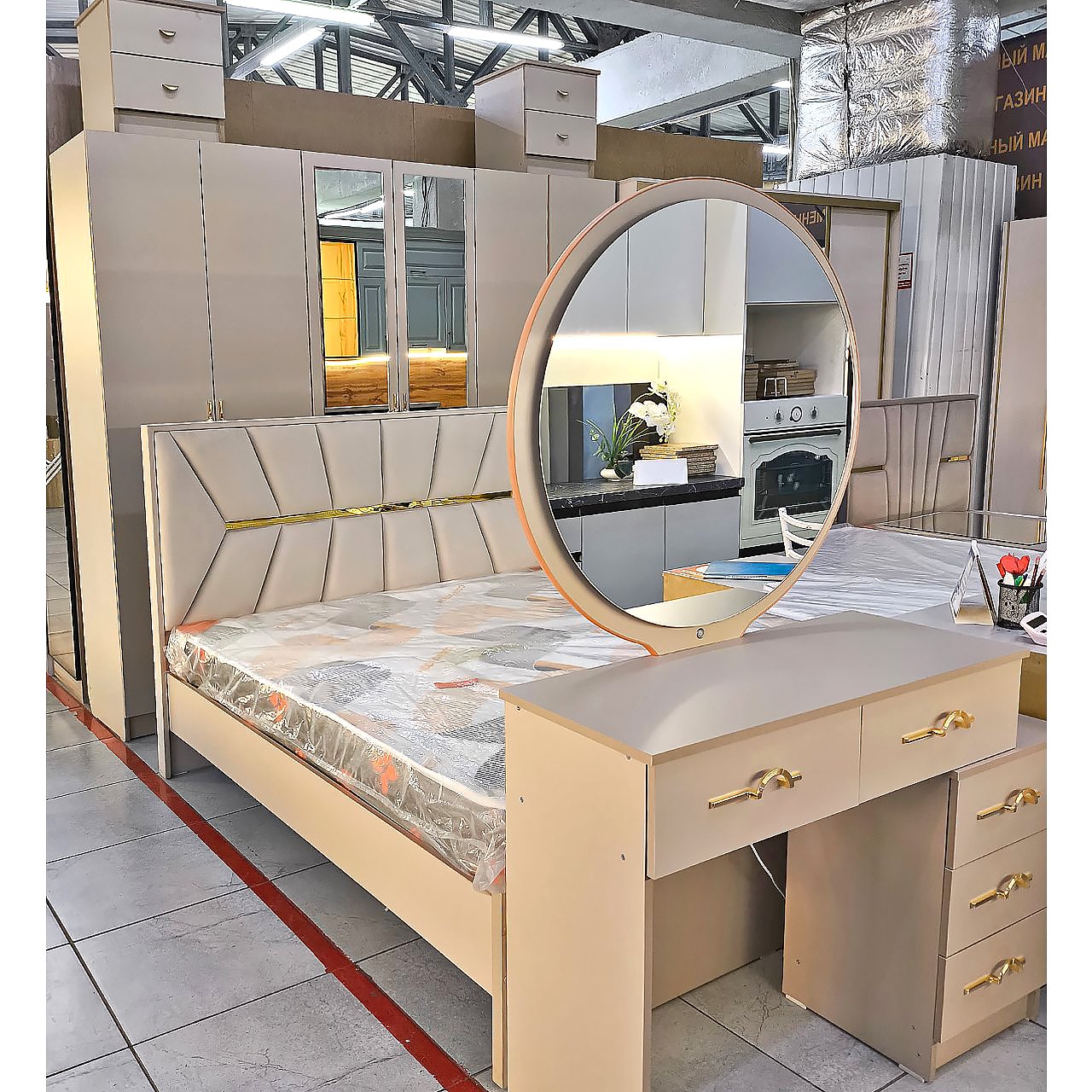 Спальный гарнитур Аврора (2026)