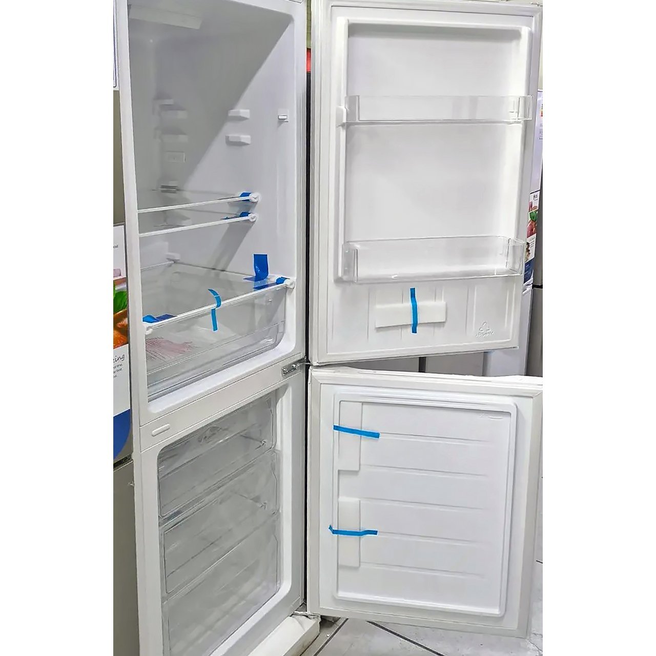 Холодильник двухкамерный Avest 227 литров