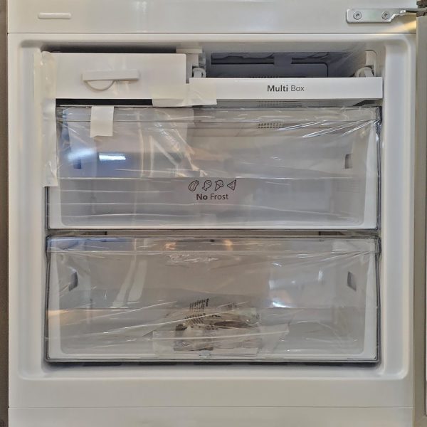 Холодильник двухкамерный Hisense 417 литров