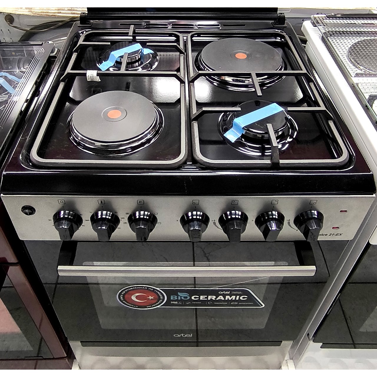 Газовая и электроплита Artel 2-2