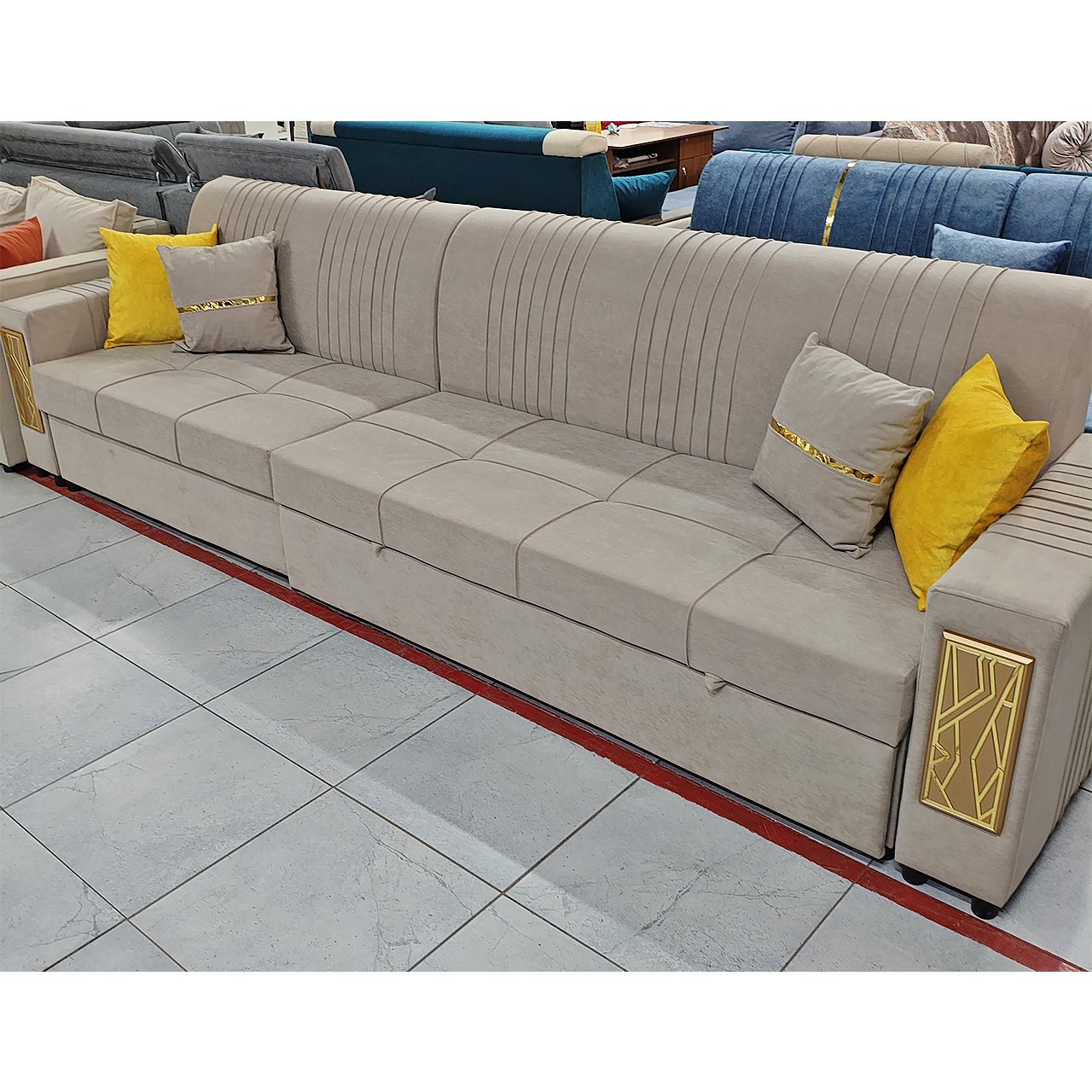 Диван Тейтум