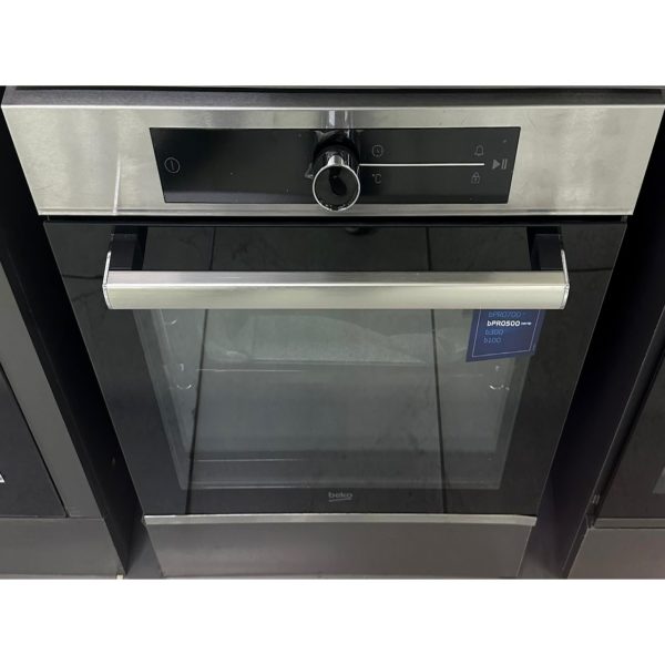 Духовой шкаф BEKO объемом 72 литра