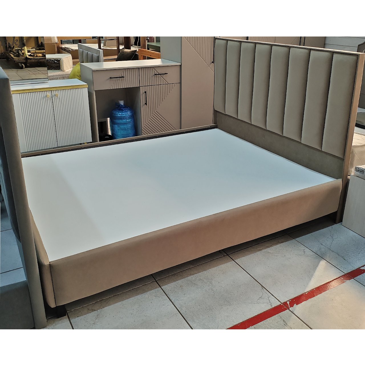 Кровать двуспальная Назира