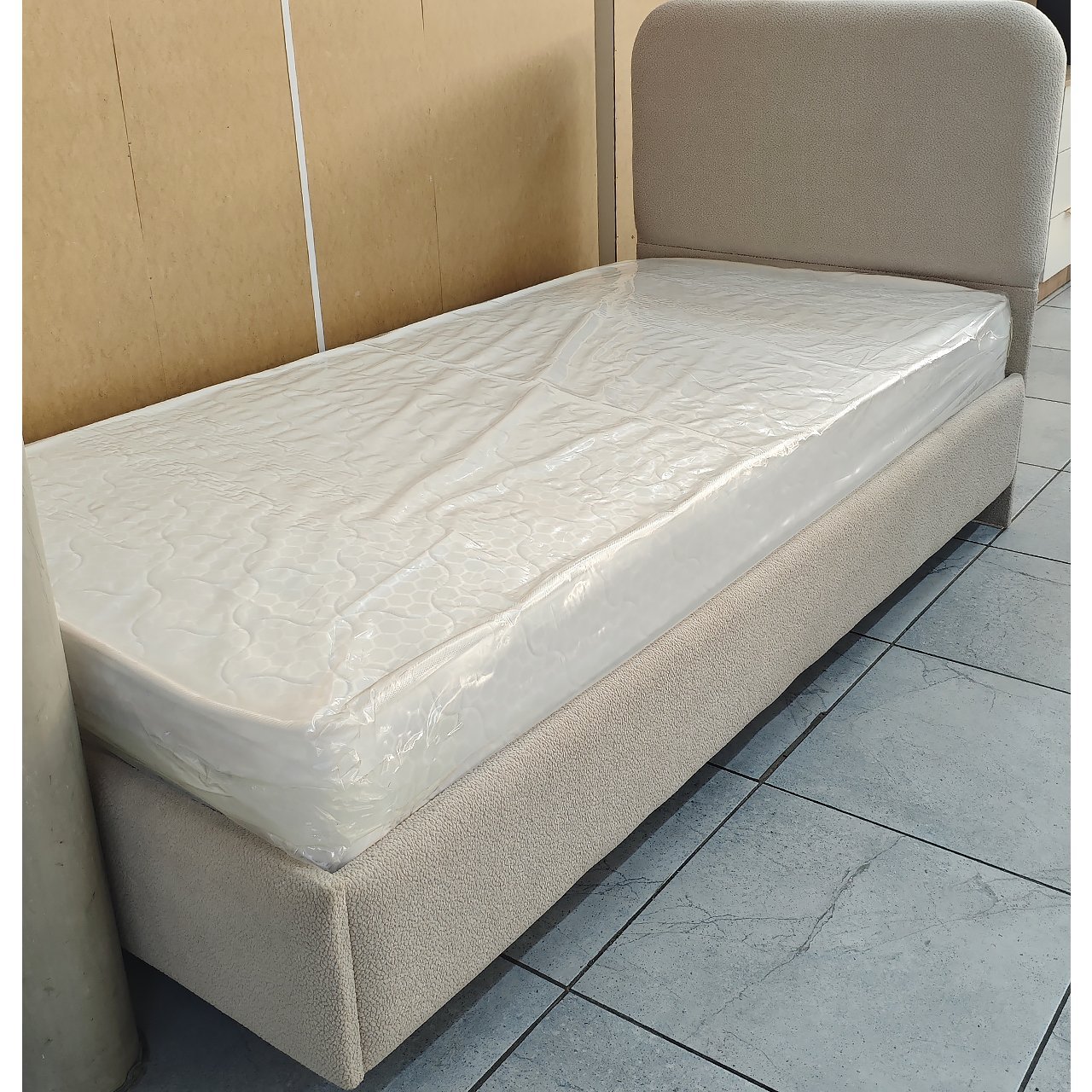 Кровать односпальная Стефани