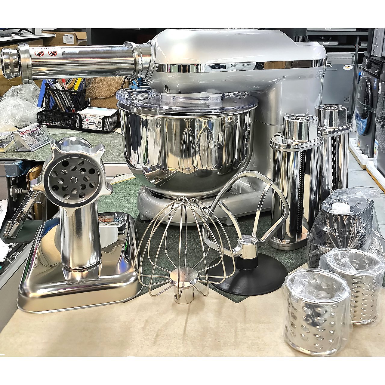 Планетарный миксер AOTE мощностью 1900 Вт