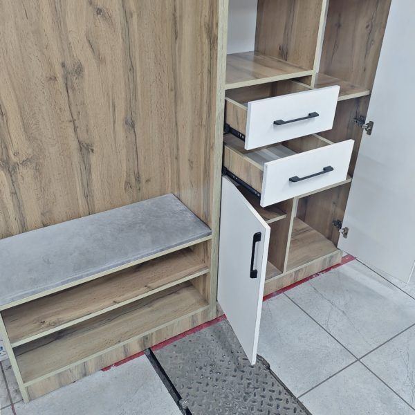 Прихожая Адэлита (2026)