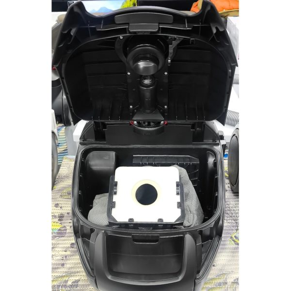 Пылесос Midea мощностью 2000 Вт