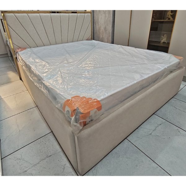 Спальный гарнитур Рината