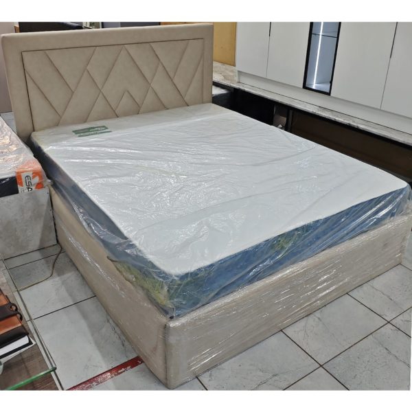 Спальный гарнитур София