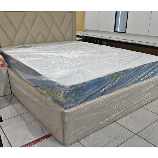 Спальный гарнитур София