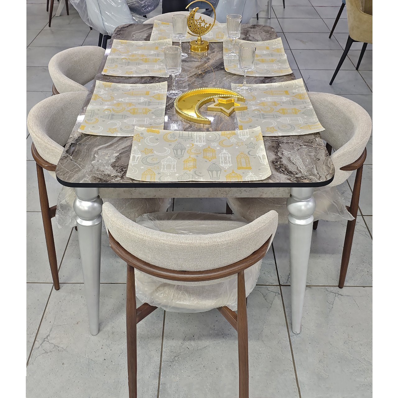 Стол со стульями Ильза