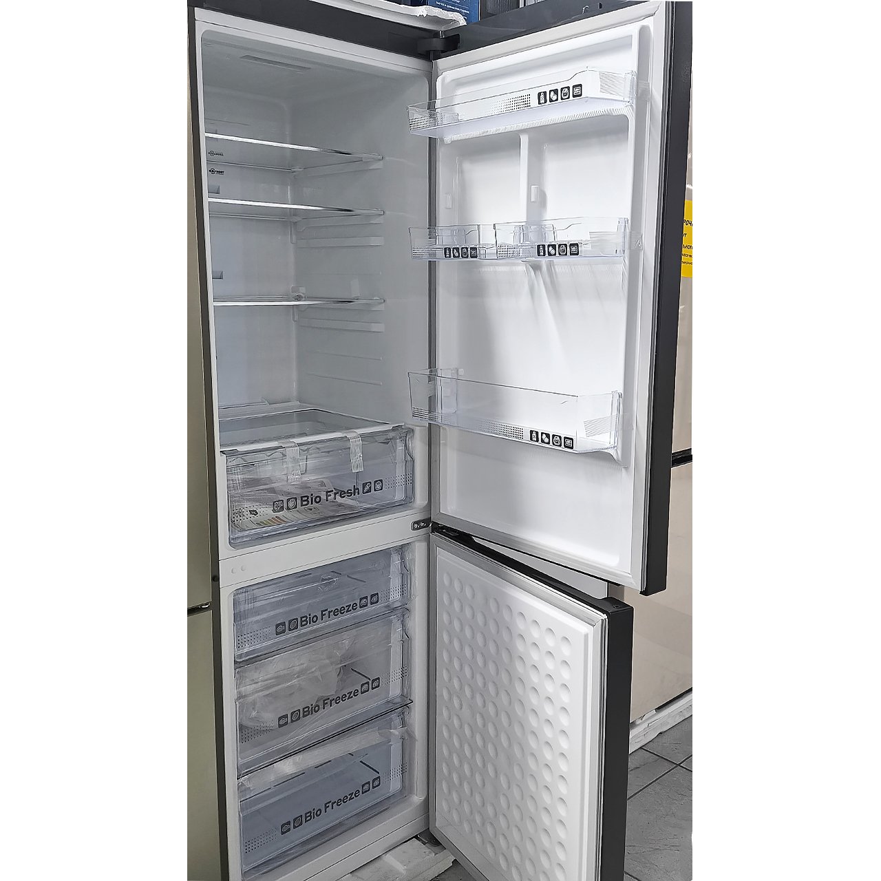 Холодильник двухкамерный Artel 330 литров