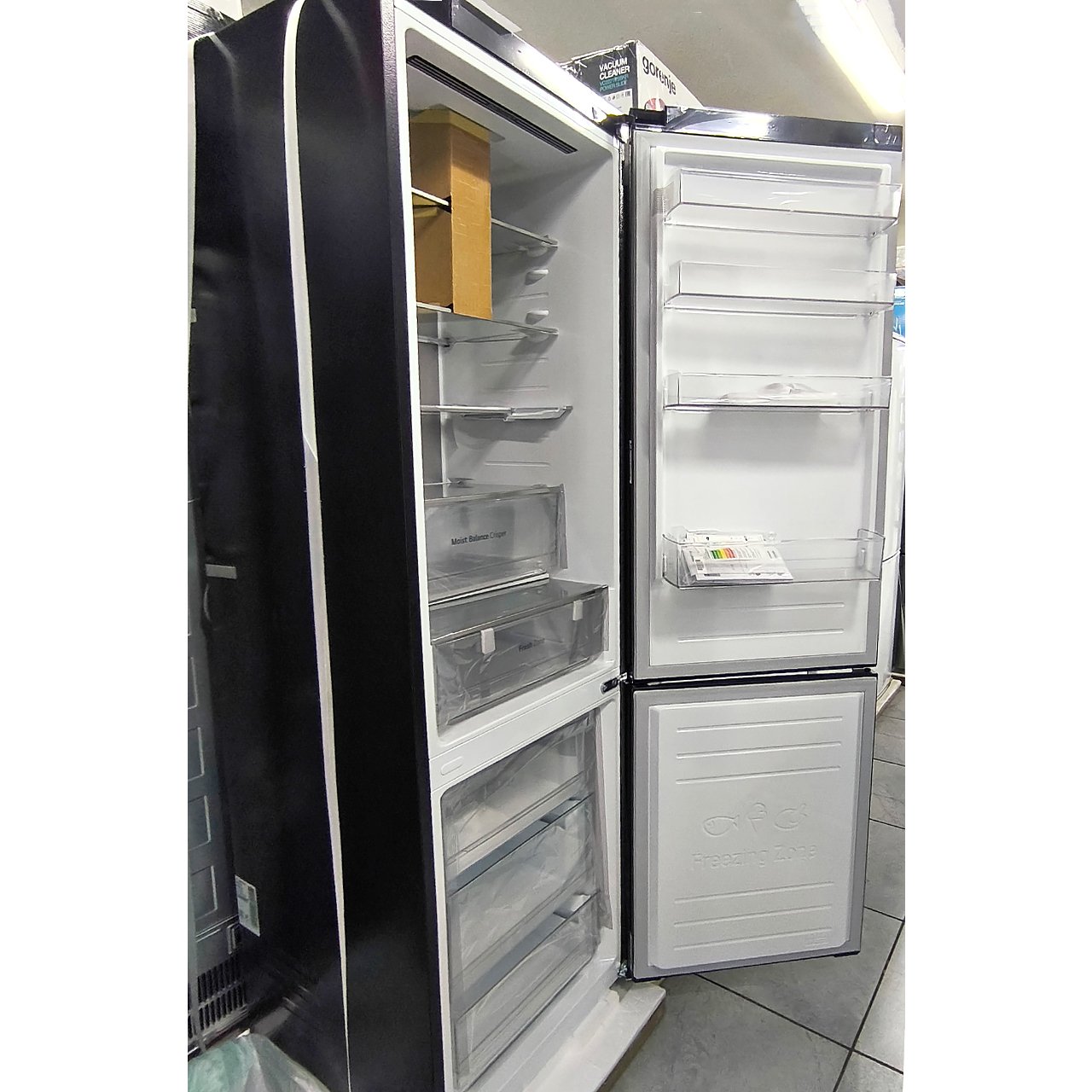 Холодильник двухкамерный LG 384 литра (серый)