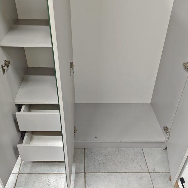 Шкаф Лариса (2026)