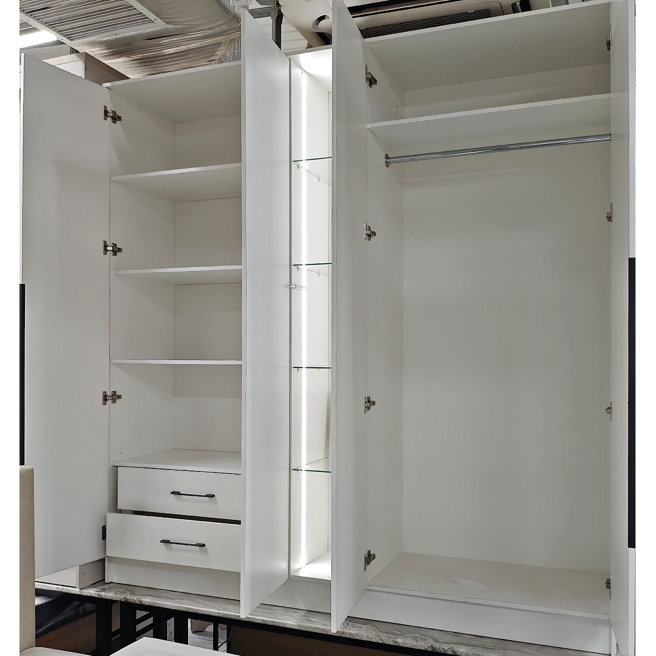 Шкаф Милана