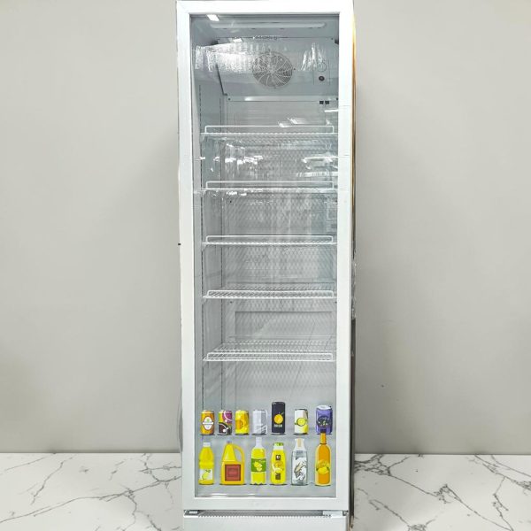 Витринный холодильник Skyworth 390 литров