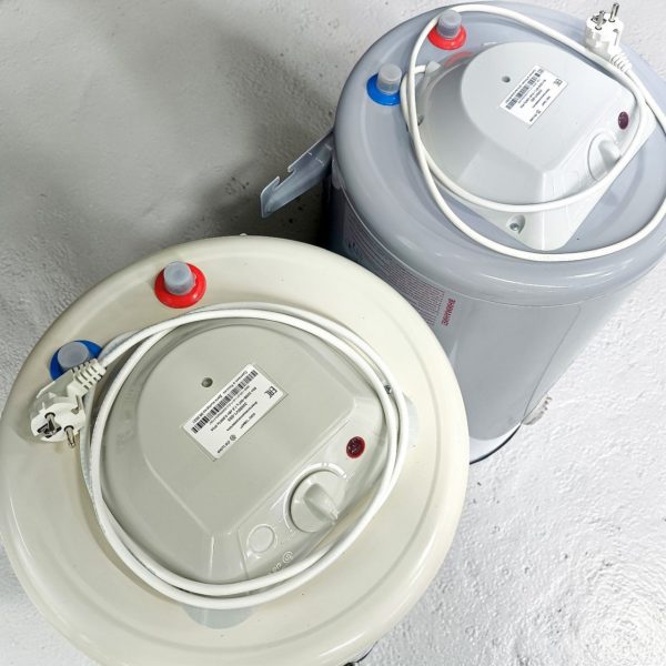 Водонагреватель Deluxe на 50 литров