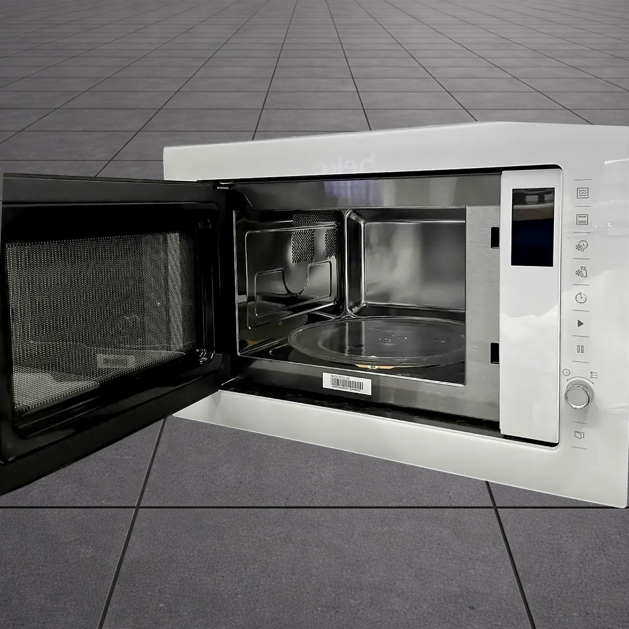 Встраиваемая микроволновка BEKO мощностью 900 Вт