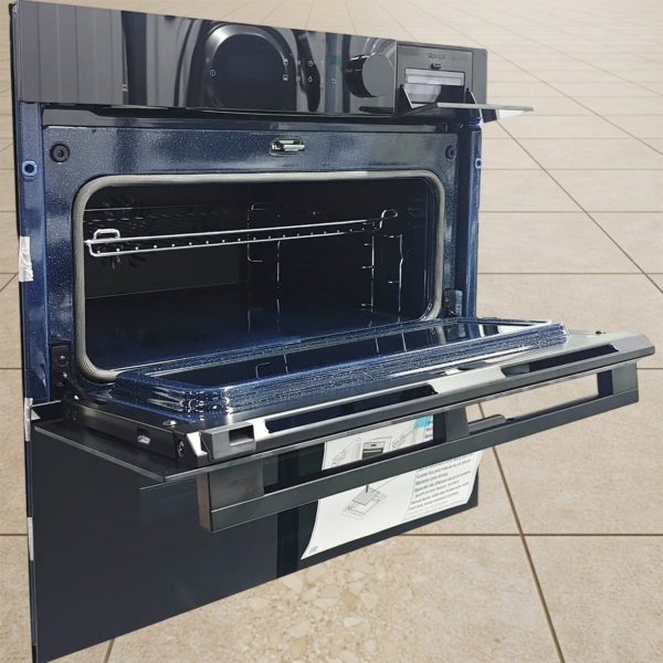 Духовой шкаф Samsung объемом 76 литров