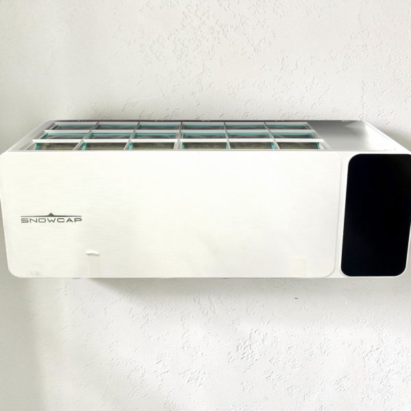 Кондиционер Snowcap на 20 квадратов (черно-белый)