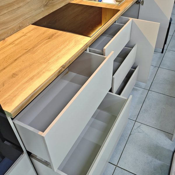 Кухонный гарнитур Бейбарс (new) (акция!)