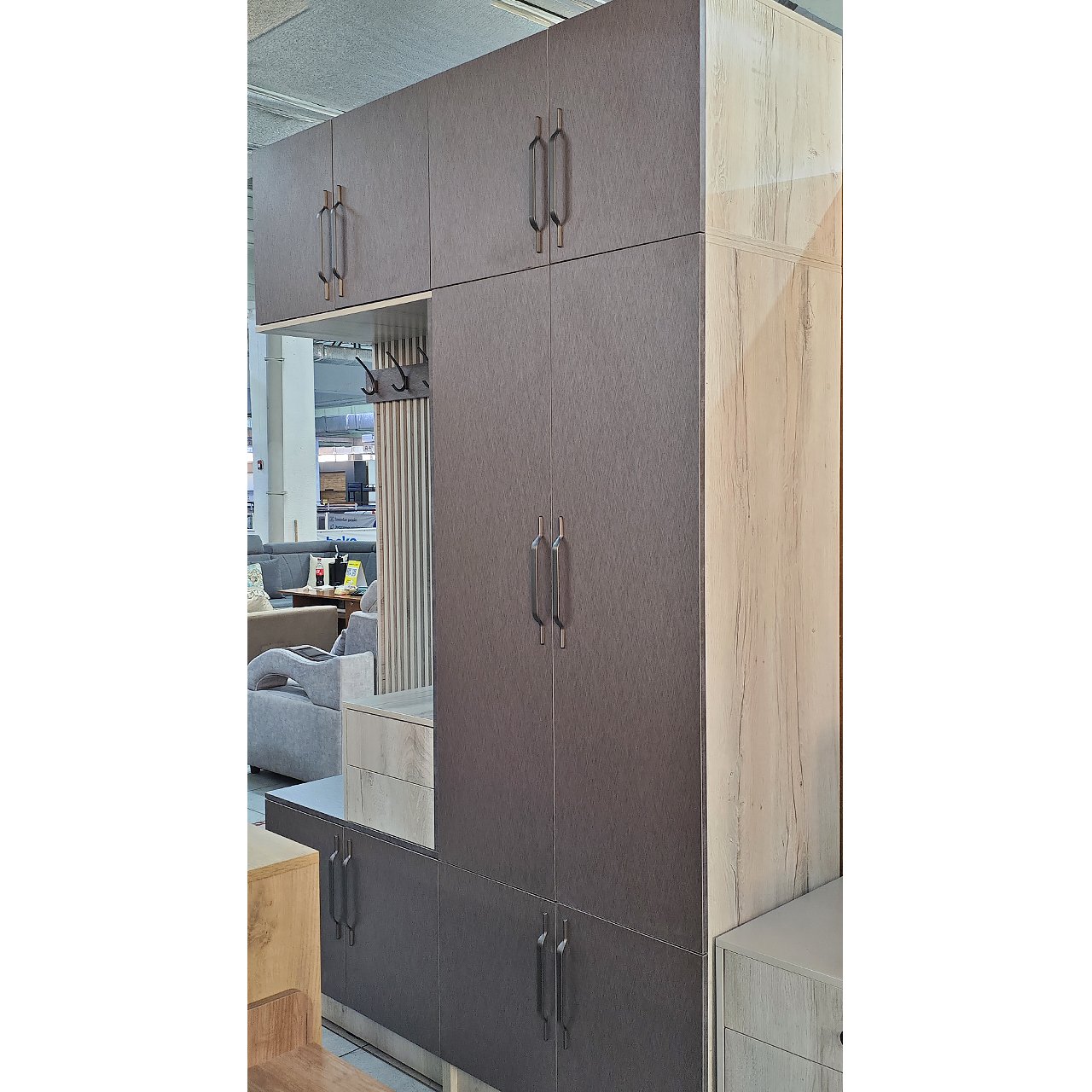 Прихожая Хейли