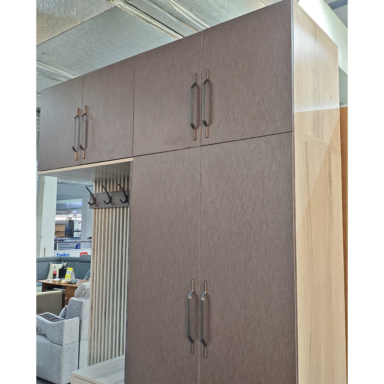 Прихожая Хейли