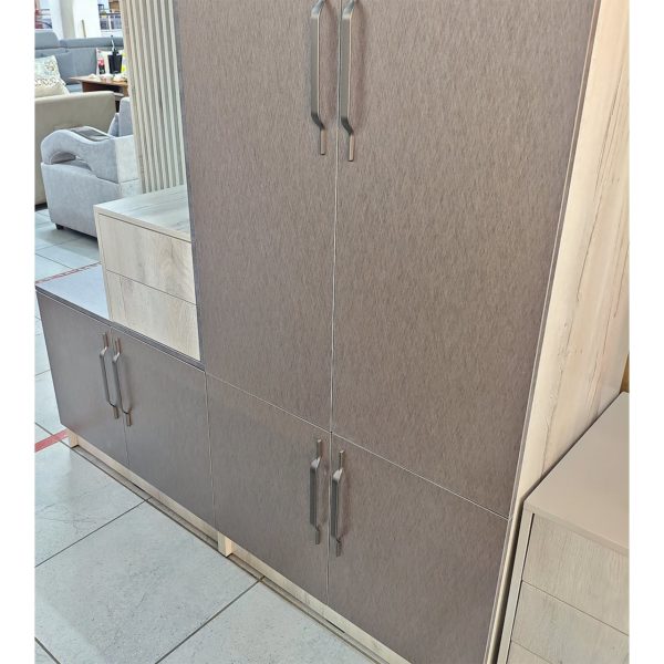 Прихожая Хейли