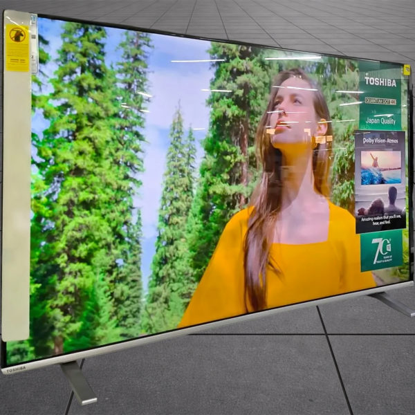 Телевизор Toshiba 8K UHD 140 см