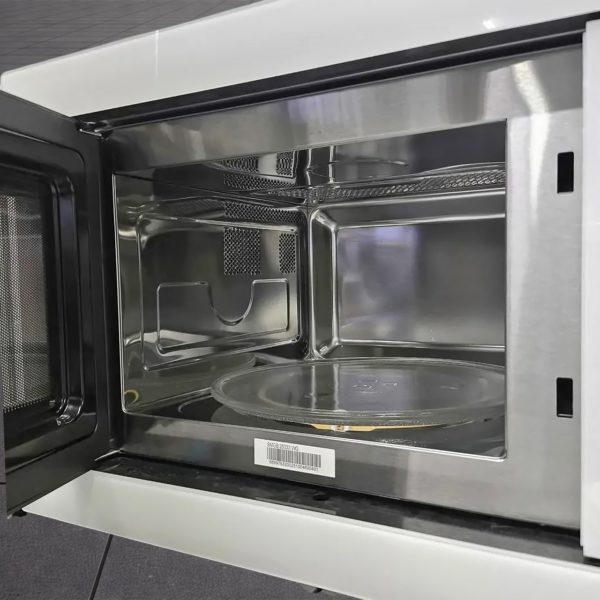 Встраиваемая микроволновка BEKO мощностью 900 Вт