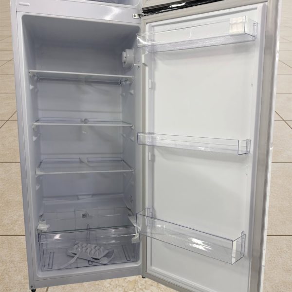 Холодильник двухкамерный BEKO 270 литров