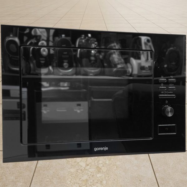 Встраиваемая микроволновка Gorenje мощностью 900 Вт