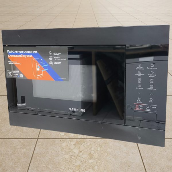 Микроволновка Samsung мощностью 850 Вт