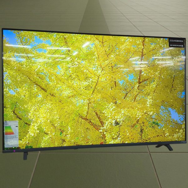 Телевизор LG 4K UHD 140 см
